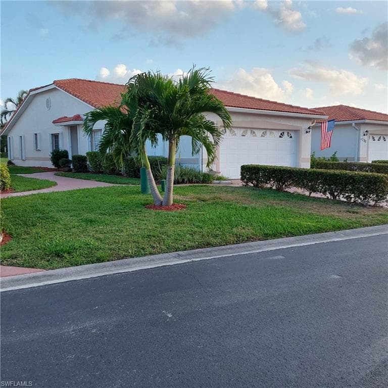 280 Naomi DR 1 NAPLES, FL 34104