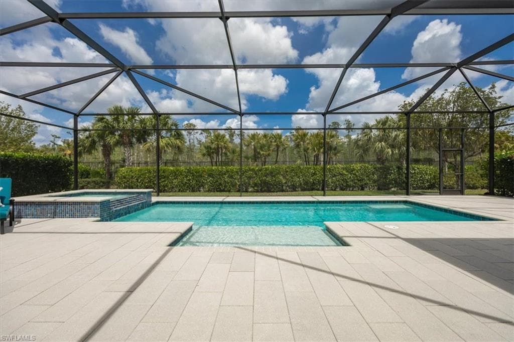 8939 Redonda DR NAPLES, FL 34114