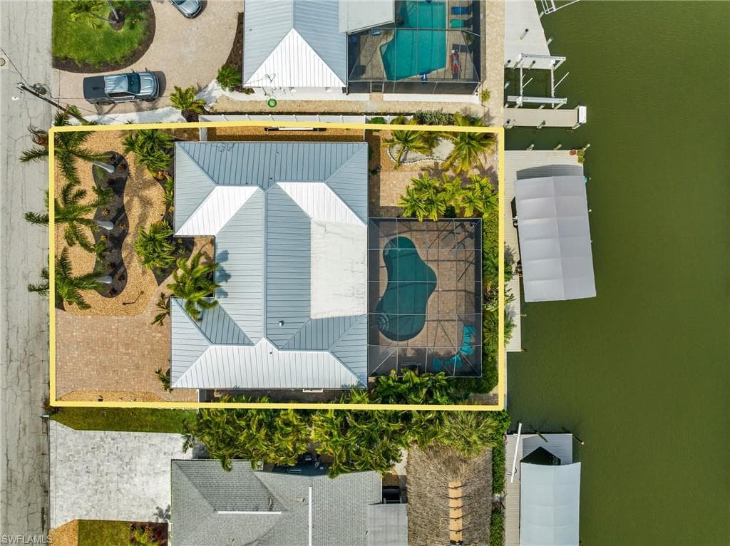 11 Sunview BLVD FORT MYERS BEACH, FL 33931