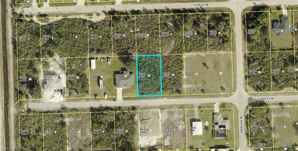 3006 53rd ST W LEHIGH ACRES, FL 33971