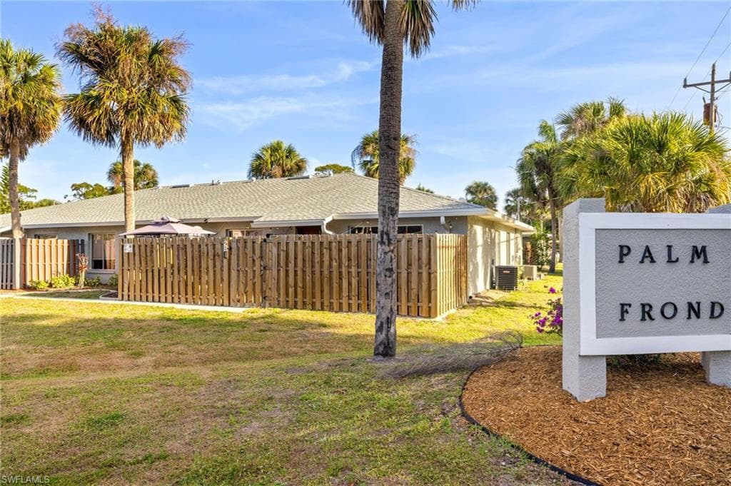 1165 Palm AVE 2B NORTH FORT MYERS, FL 33903