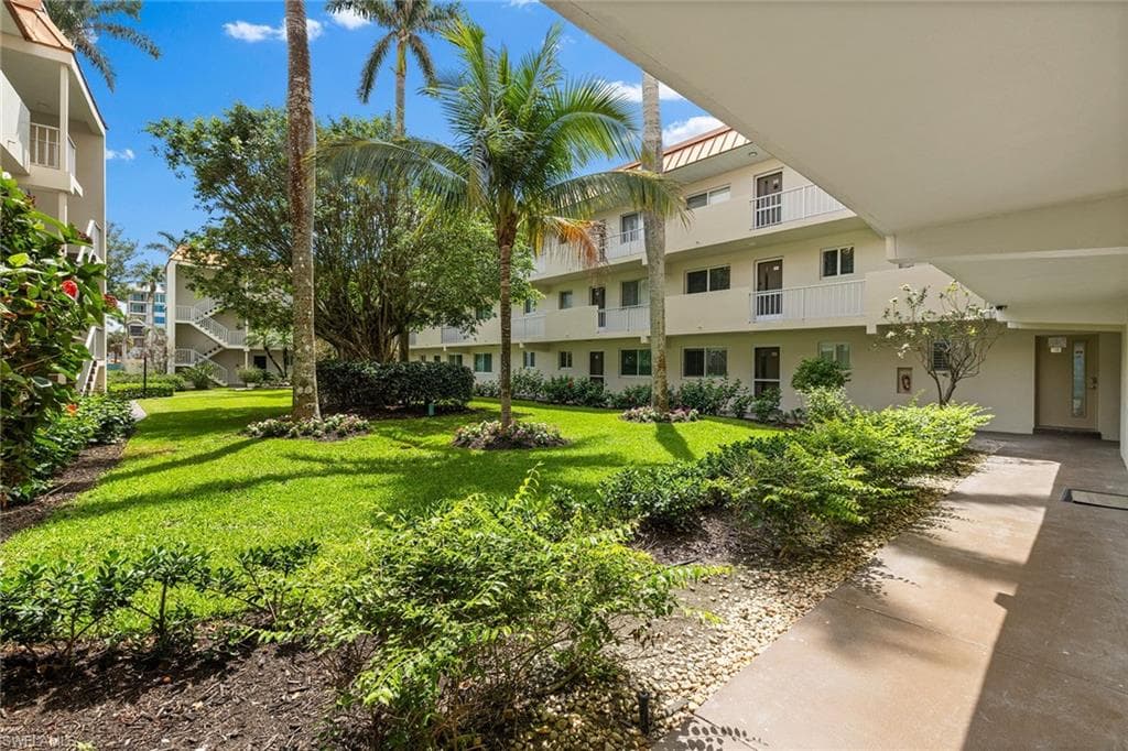 1100 Gulf Shore BLVD N 110 NAPLES, FL 34102