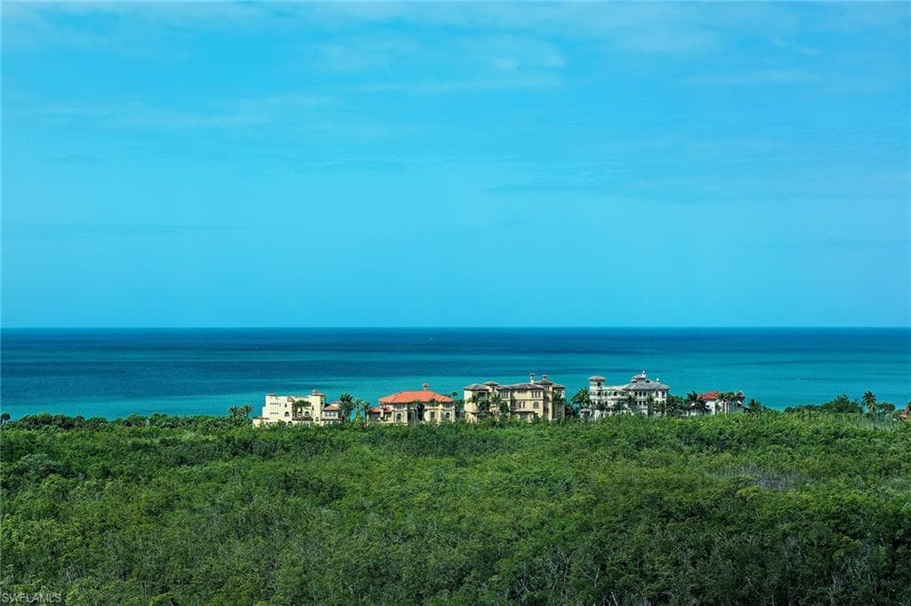 7515 Pelican Bay BLVD 7B NAPLES, FL 34108