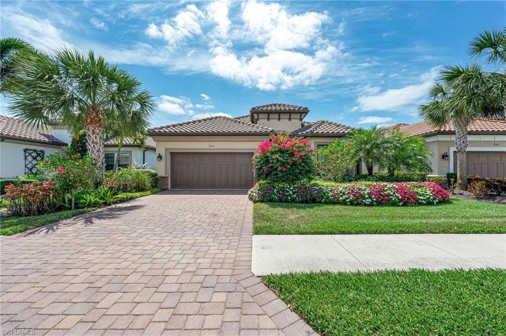 8540 Sevilla CT NAPLES, FL 34114