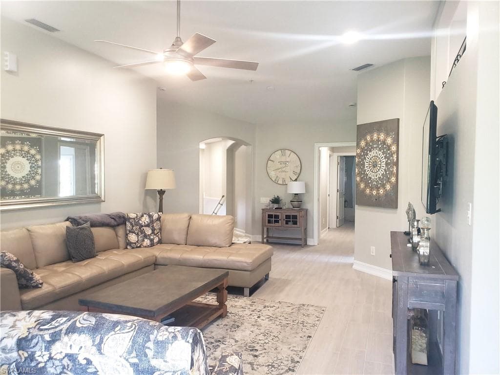 780 Tarpon Cove DR 201 NAPLES, FL 34110