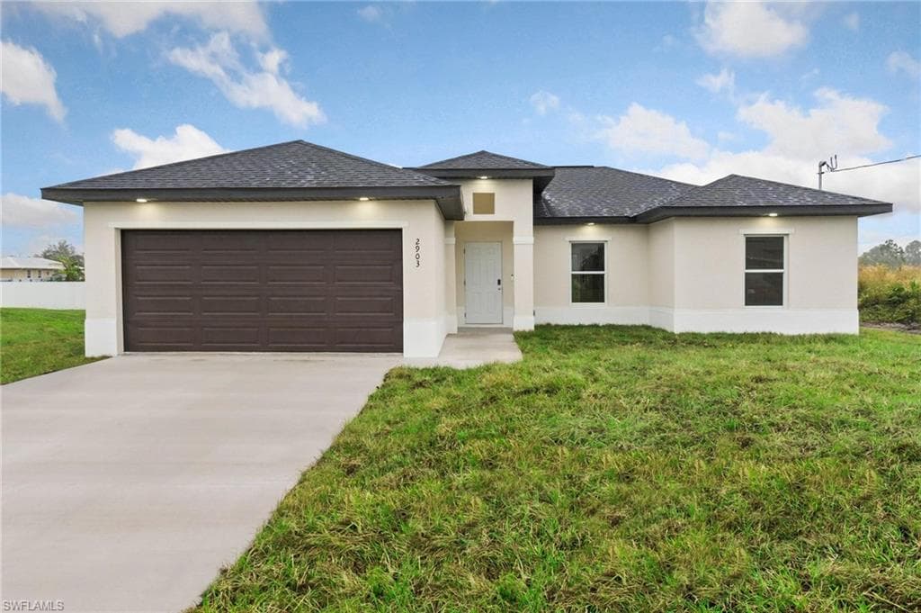 2903 Donald AVE S LEHIGH ACRES, FL 33976