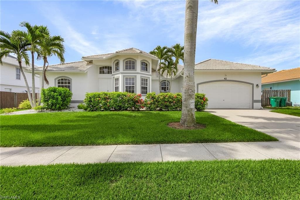 42 Tahiti RD MARCO ISLAND, FL 34145