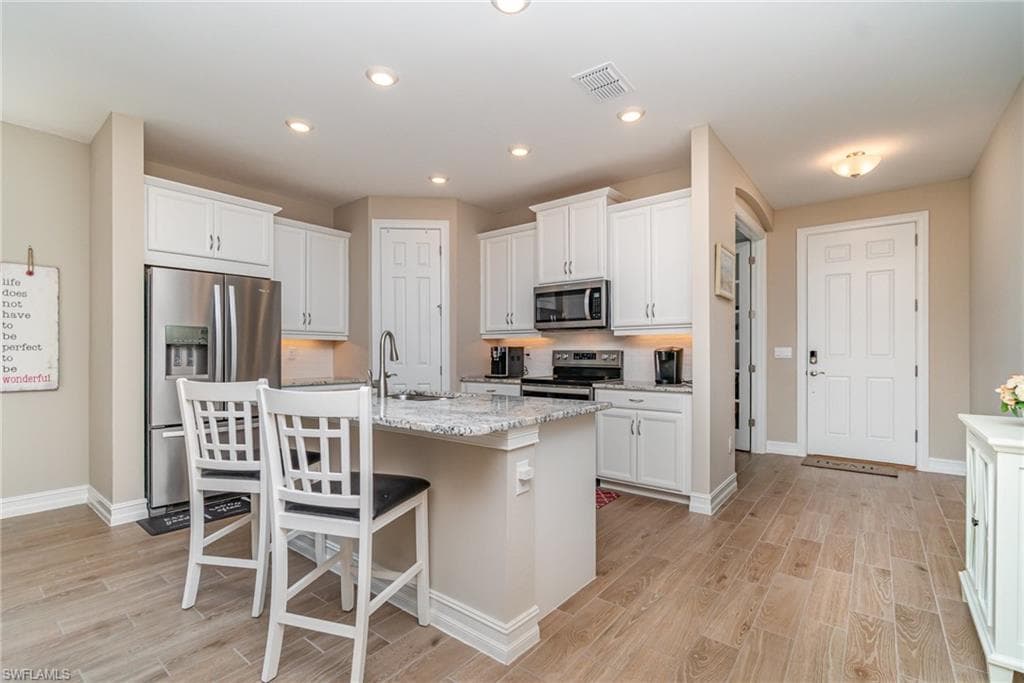 3836 Crosswater DR NORTH FORT MYERS, FL 33917