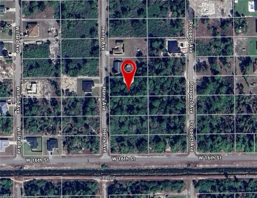 1606 Henry AVE LEHIGH ACRES, FL 33972