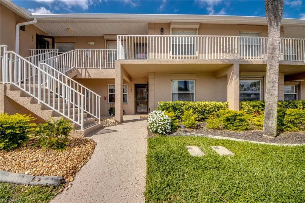 15011 Arbor Lakes DR E 102 NORTH FORT MYERS, FL 33917