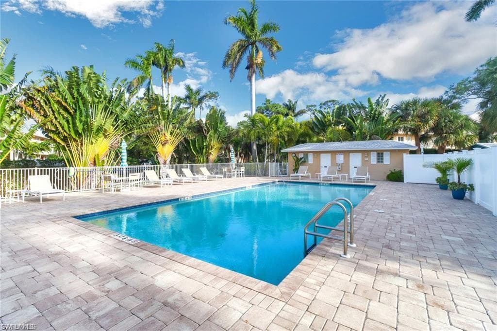 3032 Sandpiper Bay CIR G104 NAPLES, FL 34112