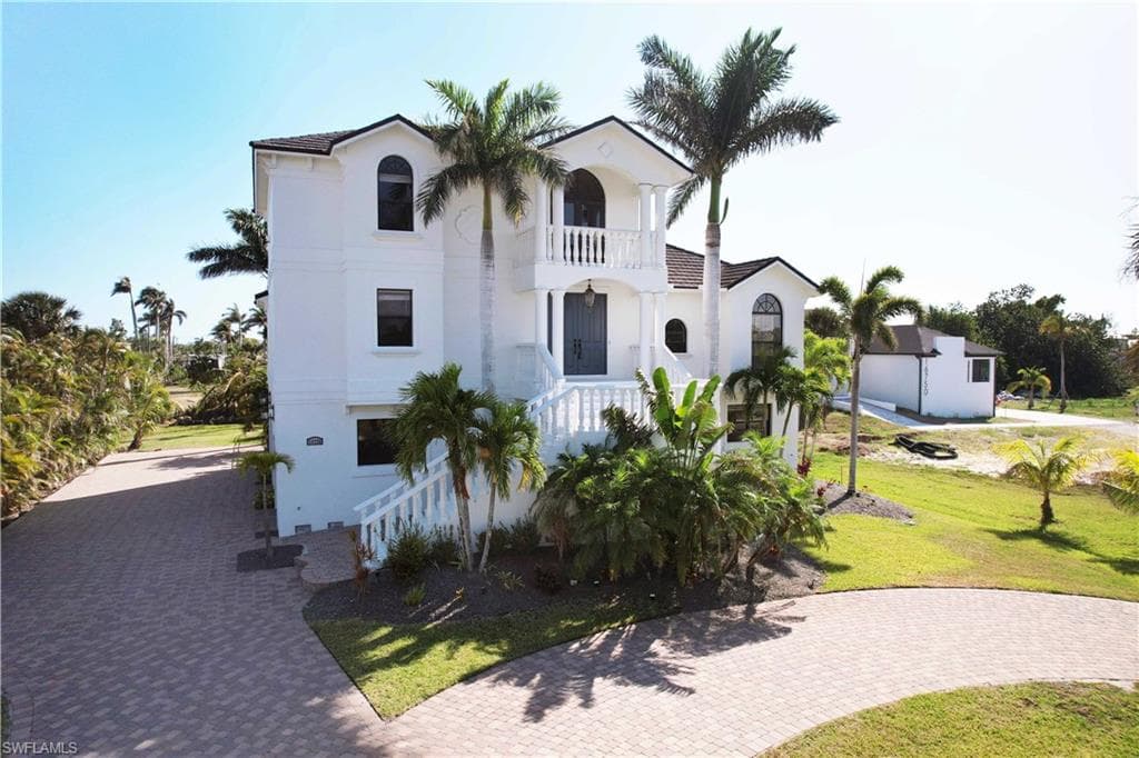 16770 Jacaranda DR FORT MYERS, FL 33908