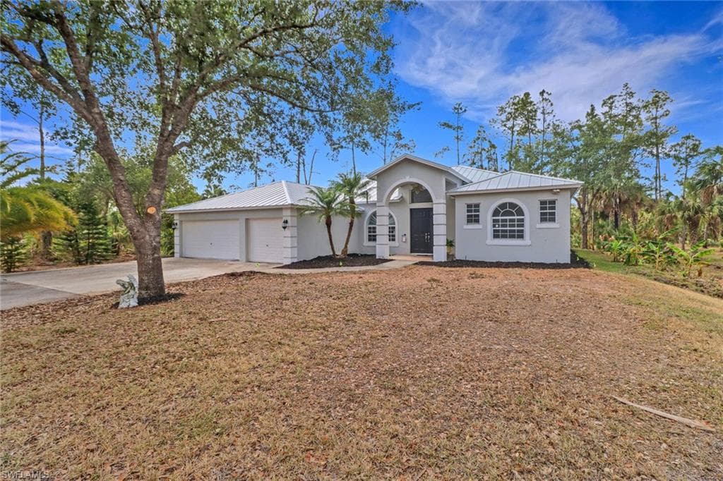 4220 12th AVE SE NAPLES, FL 34117