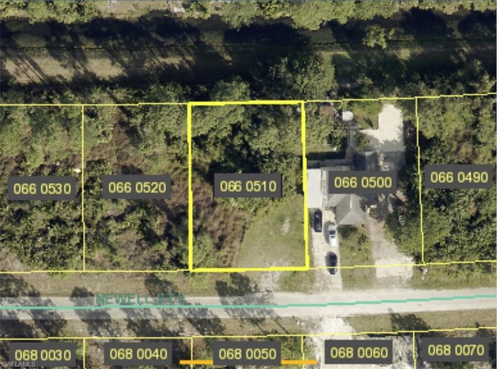 715 Newell ST E LEHIGH ACRES, FL 33974