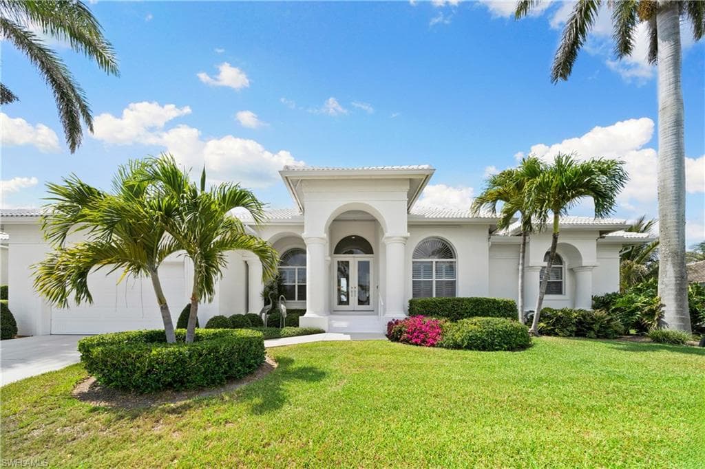 529 Tigertail CT MARCO ISLAND, FL 34145