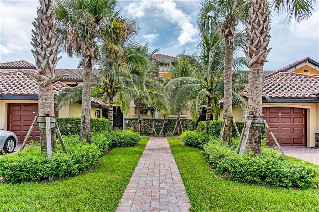 9518 Avellino WAY 2323 NAPLES, FL 34113