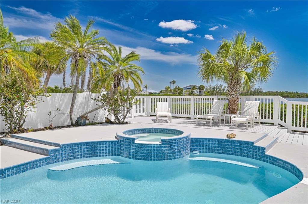 16643 Seagull Bay CT BOKEELIA, FL 33922