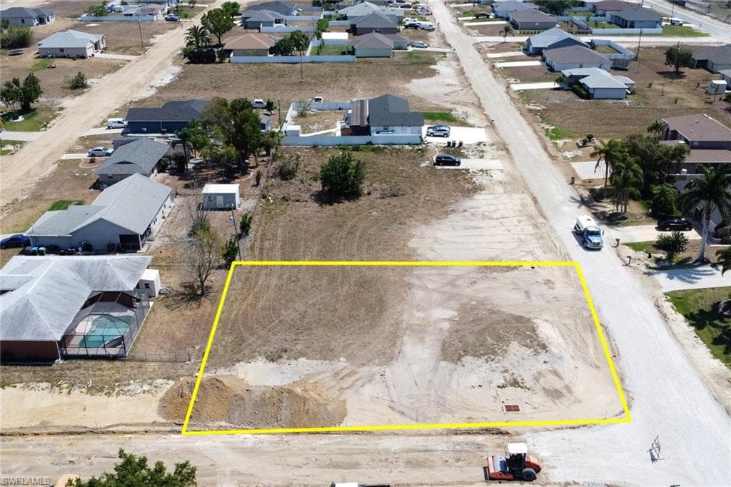 1229 4th PL CAPE CORAL, FL 33909