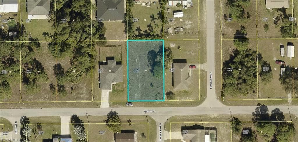 4202 2nd ST W LEHIGH ACRES, FL 33971