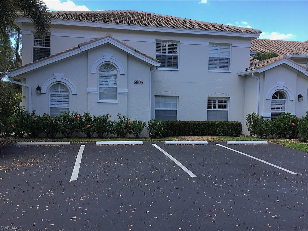 6805 Satinleaf RD S 201 NAPLES, FL 34109