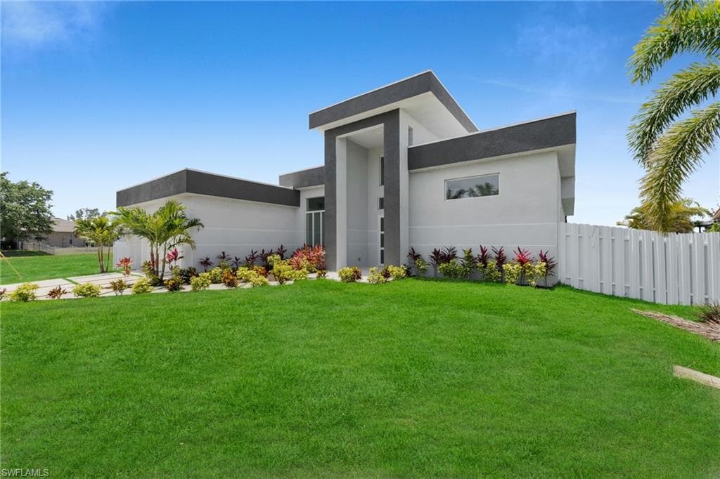 1218 NW 20th AVE CAPE CORAL, FL 33993