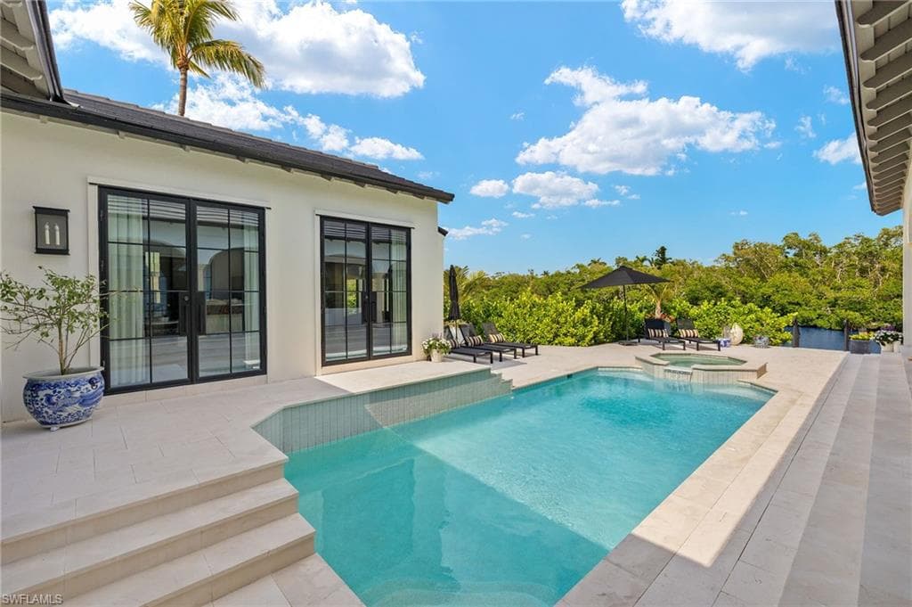 1051 Sumica DR FORT MYERS, FL 33919