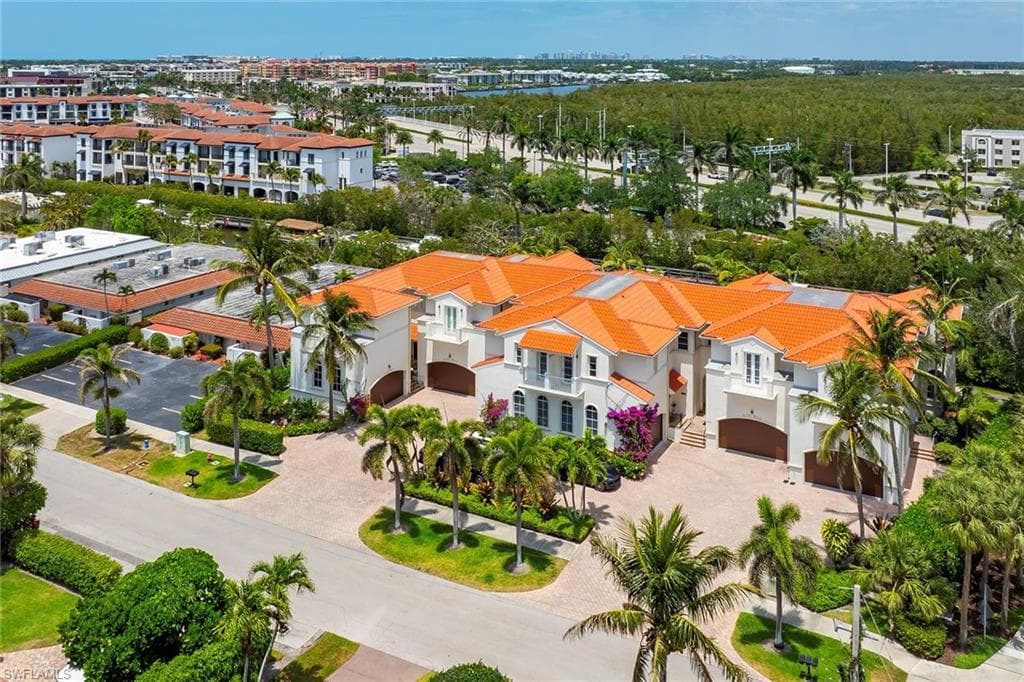 1603 Curlew AVE 1603 NAPLES, FL 34102