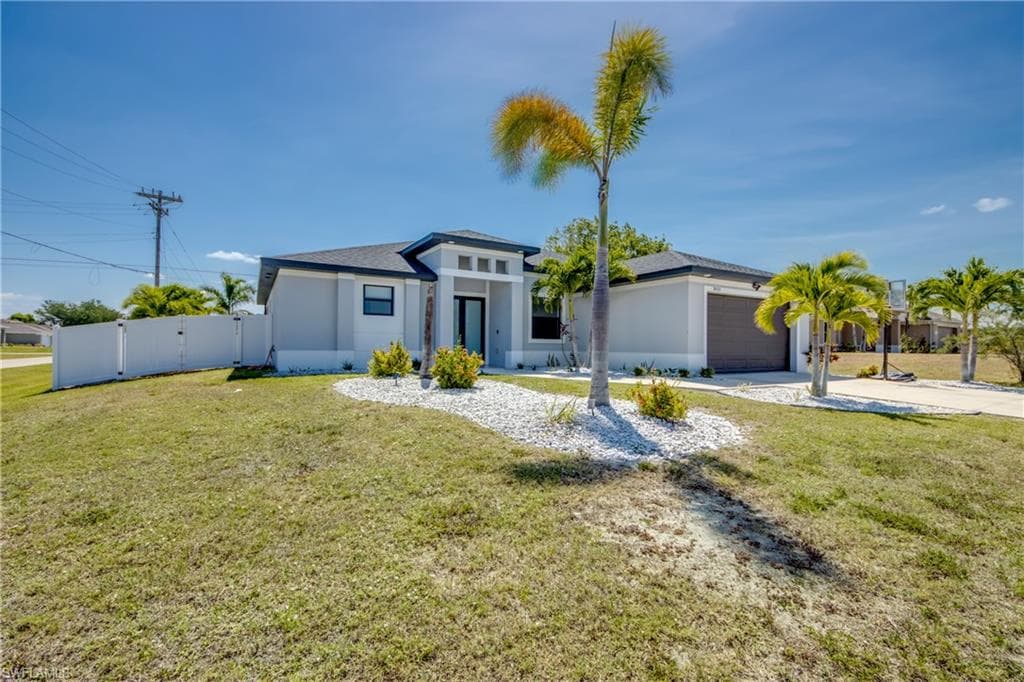 3423 SW 15th AVE CAPE CORAL, FL 33914