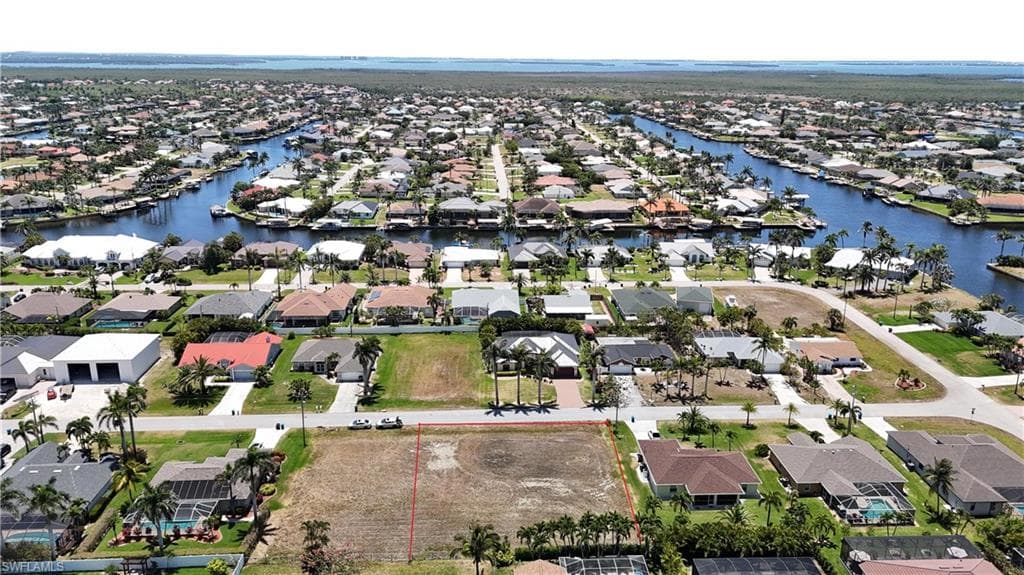 2315 SW 50th LN CAPE CORAL, FL 33914
