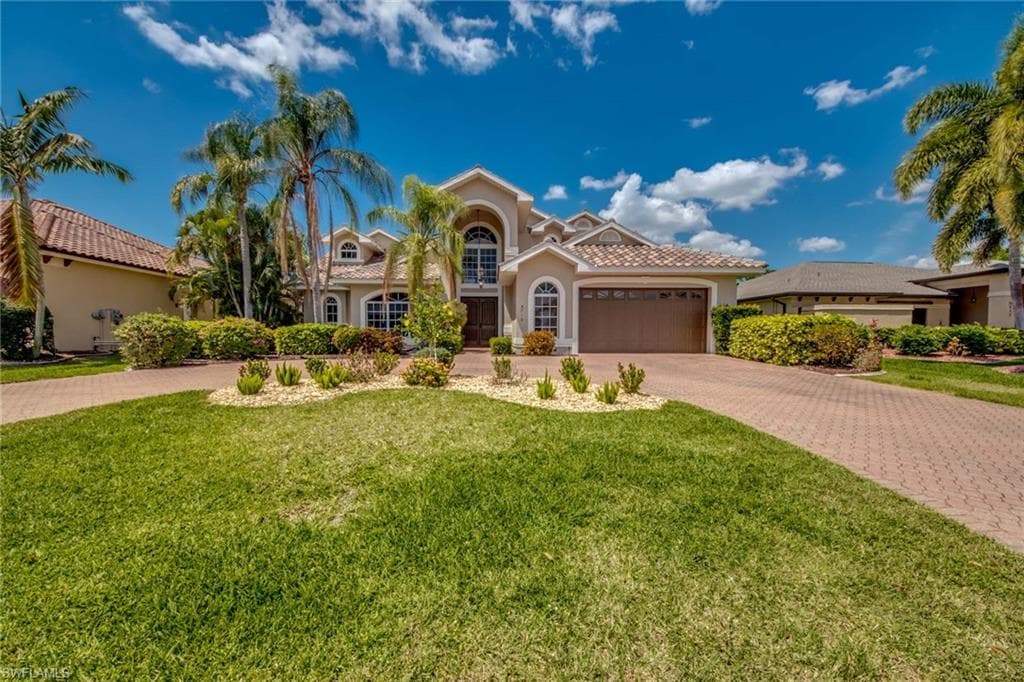 5713 SW 9th CT CAPE CORAL, FL 33914