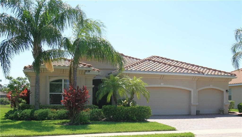 3640 Valle Santa CIR CAPE CORAL, FL 33909