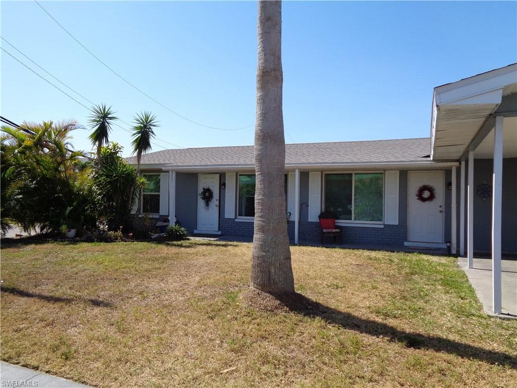 820 Cape Coral PKWY W CAPE CORAL, FL 33914