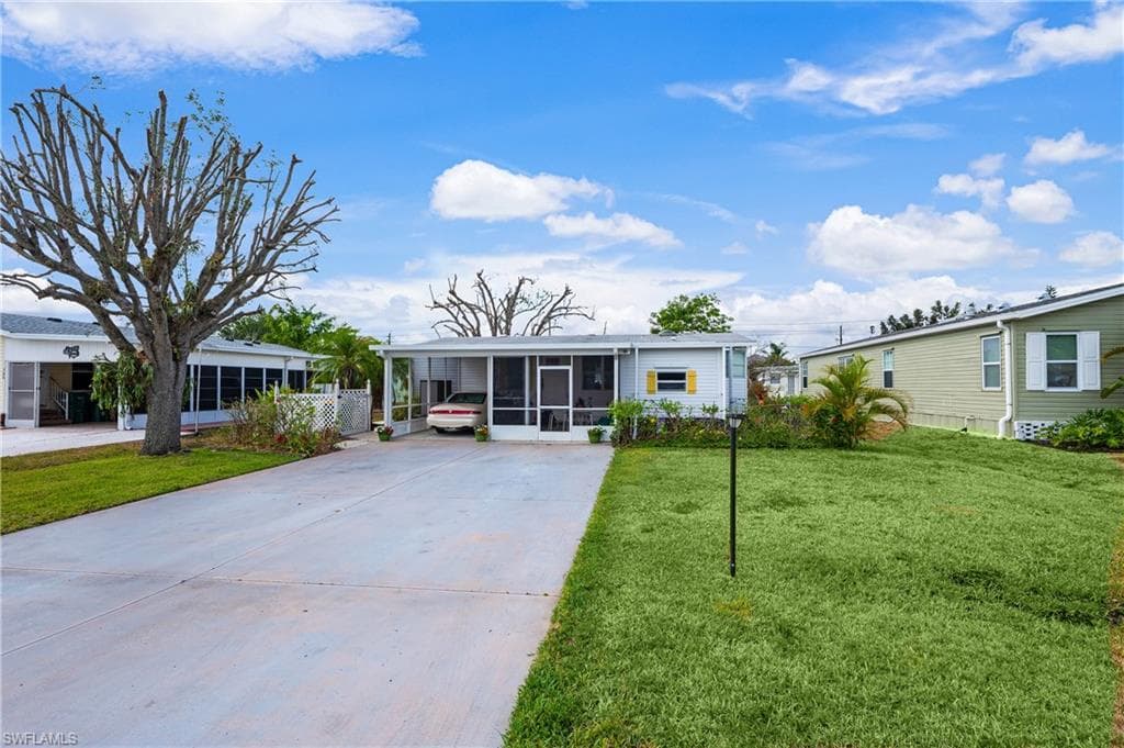 308 Riverwood RD NAPLES, FL 34114