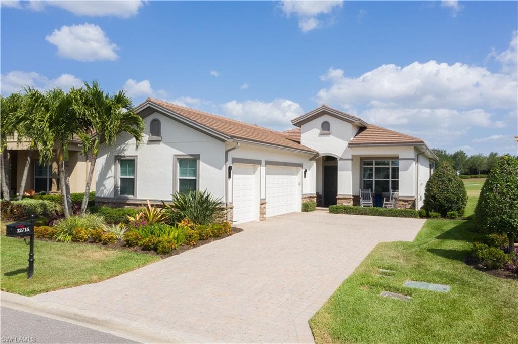 12715 Fairway Cove CT FORT MYERS, FL 33905