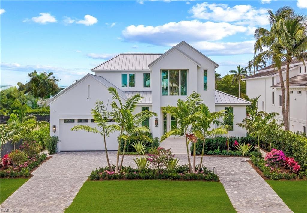 1380 Pelican AVE NAPLES, FL 34102