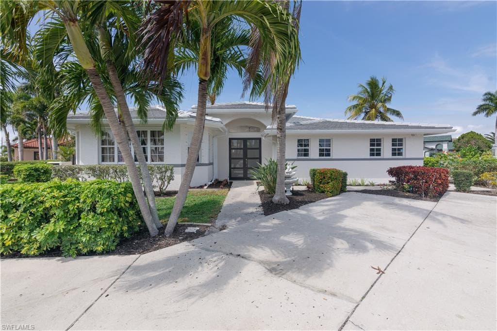 2417 Cape Coral PKWY W CAPE CORAL, FL 33914