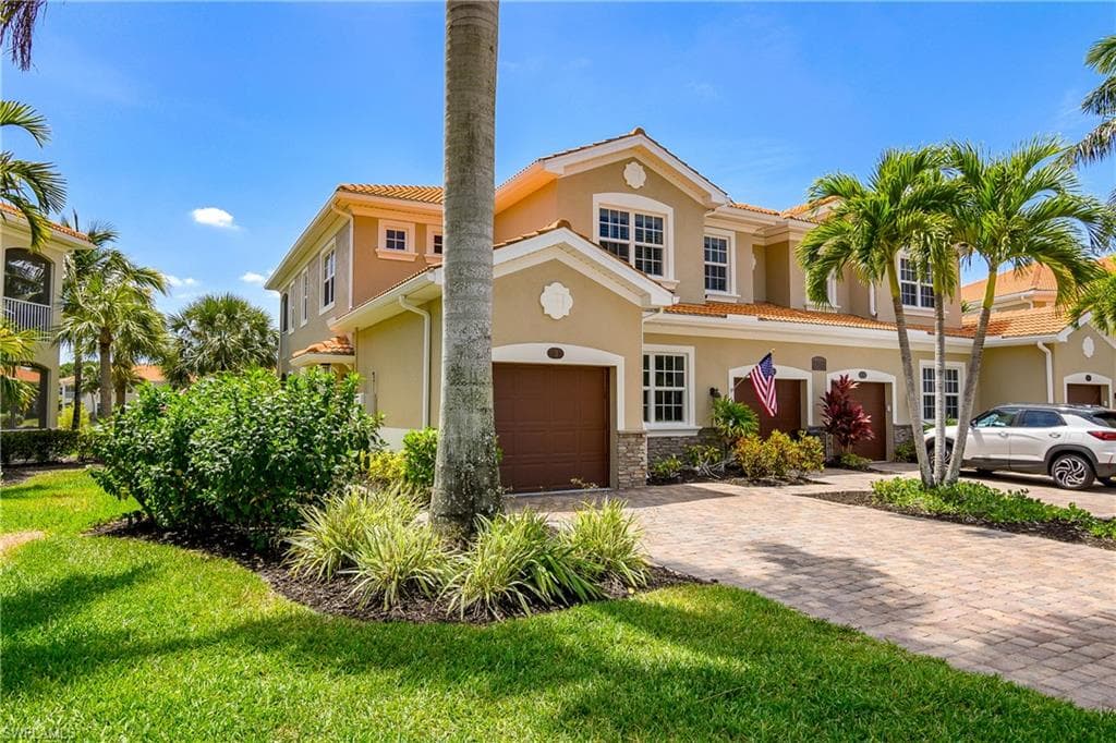 28087 Sosta LN 3 BONITA SPRINGS, FL 34135