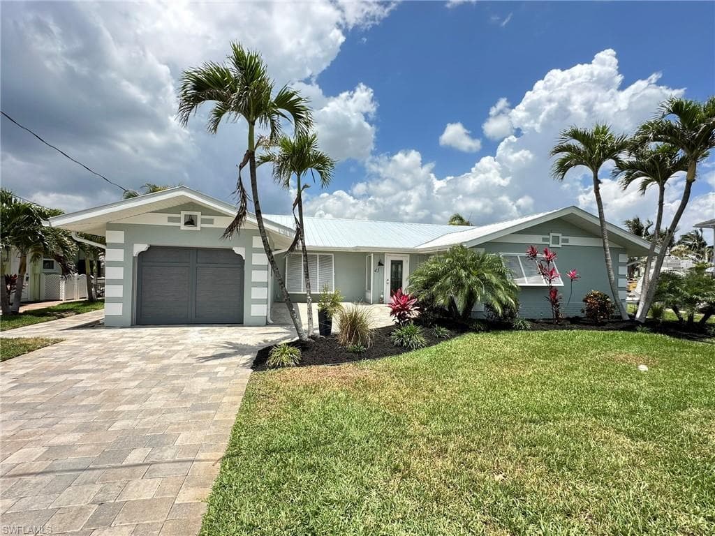 41 Fairview BLVD FORT MYERS BEACH, FL 33931