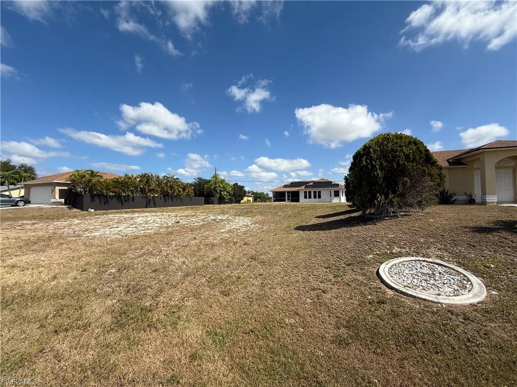 29 SW Trafalgar PKWY CAPE CORAL, FL 33991