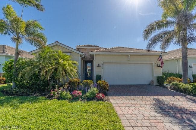 14570 Tropical DR NAPLES, FL 34114