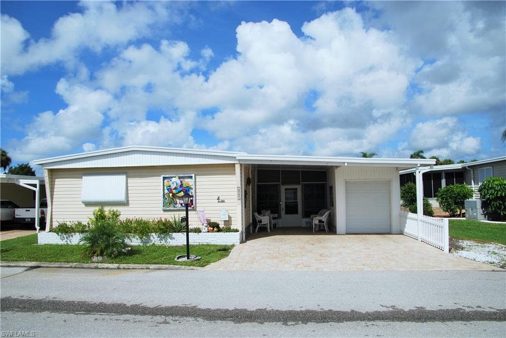 288 Boros DR NORTH FORT MYERS, FL 33903