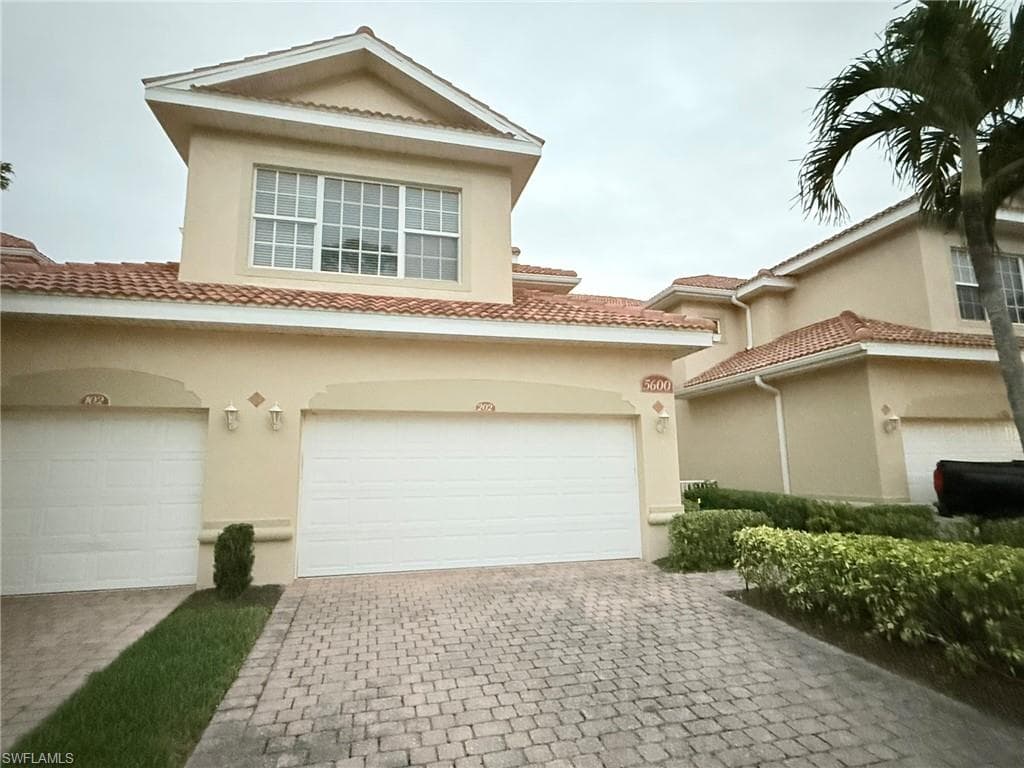 5600 Chelsey LN 202 FORT MYERS, FL 33912