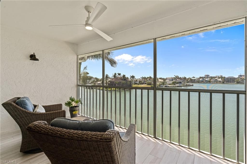 10682 Gulf Shore DR C301 NAPLES, FL 34108