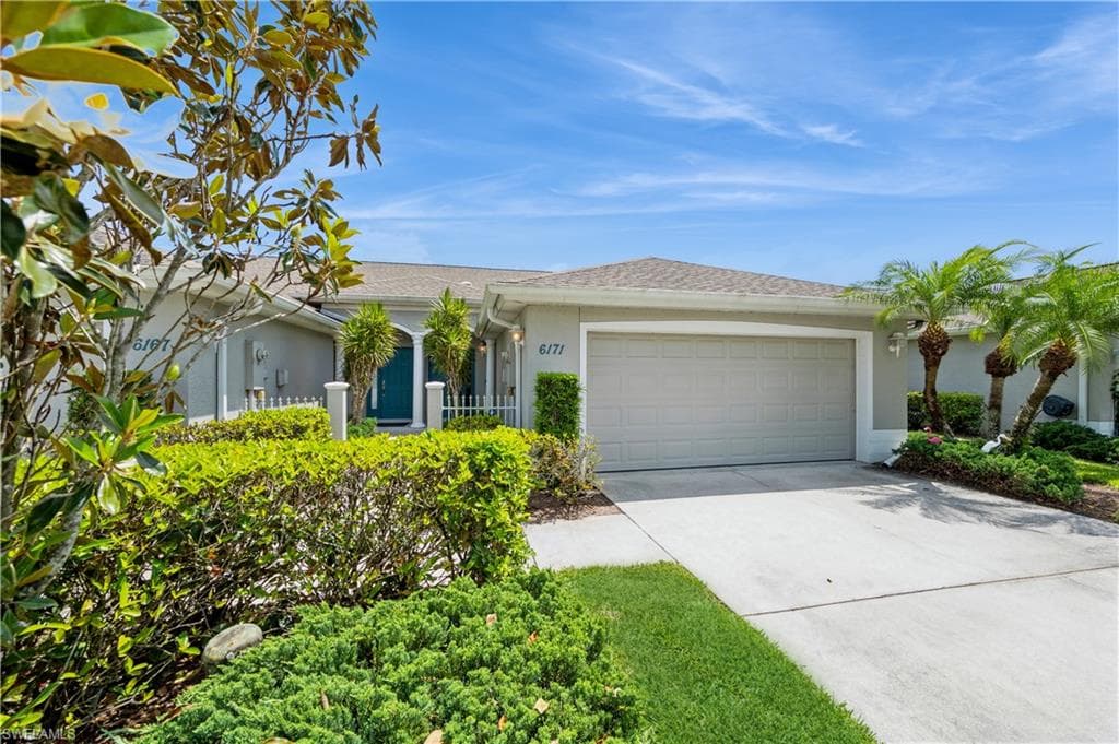6171 Mandalay CIR 28 NAPLES, FL 34112