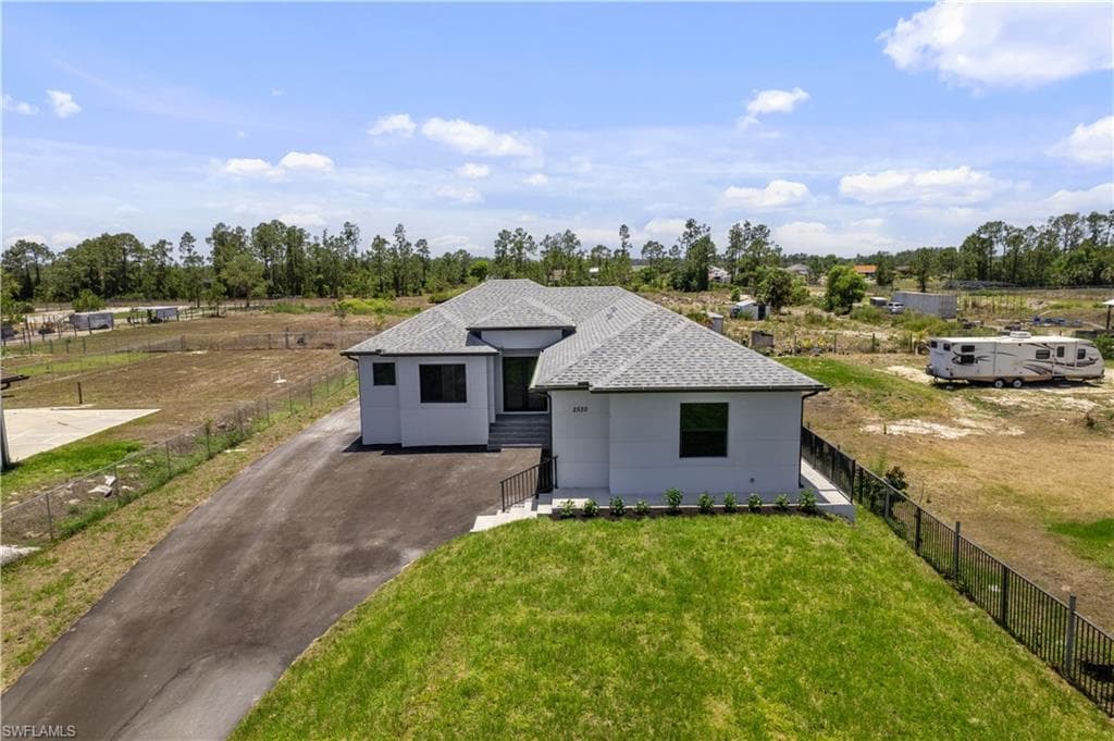 2520 43rd AVE NE NAPLES, FL 34120