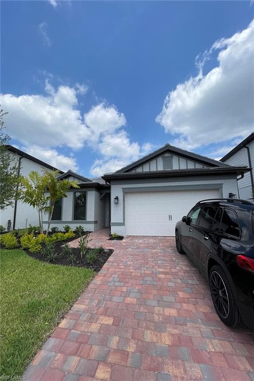 3963 Hampton CIR ALVA, FL 33920