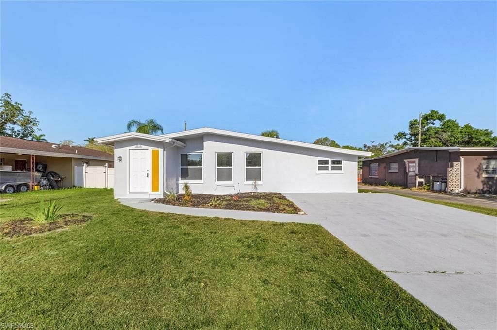 3918 La Palma ST FORT MYERS, FL 33901