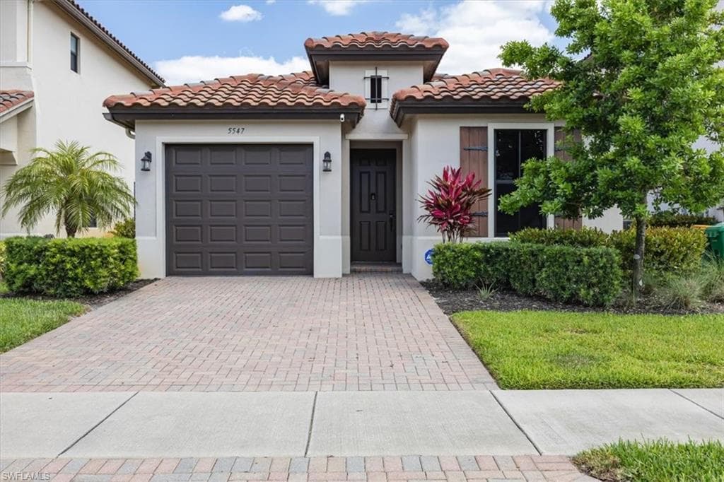 5547 Useppa DR AVE MARIA, FL 34142