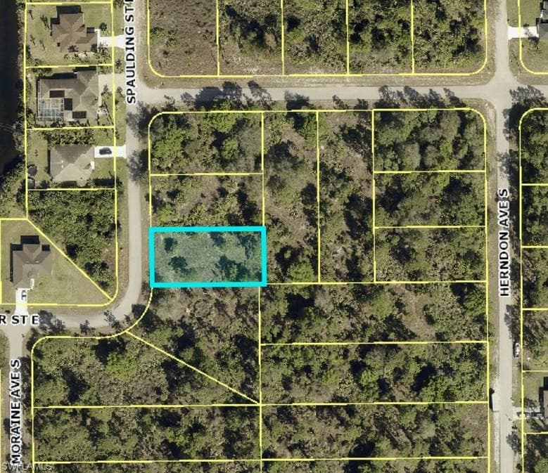 710 Spaulding ST E LEHIGH ACRES, FL 33974