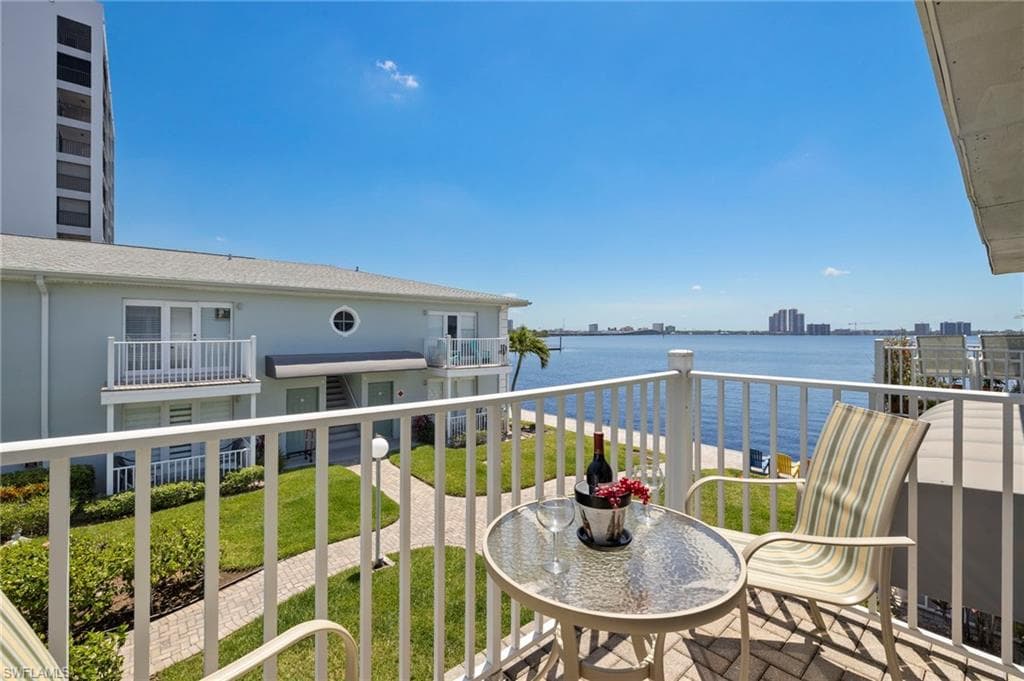 3330 N Key DR F6 NORTH FORT MYERS, FL 33903
